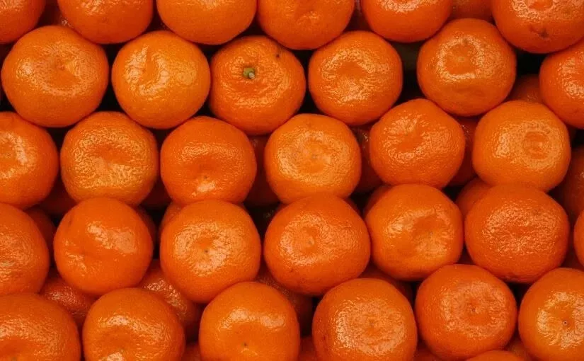 المعاني المختلفه للون البرتقالي